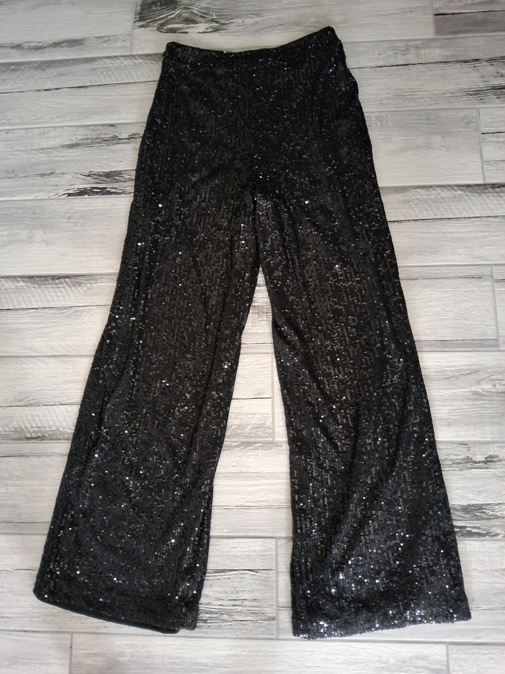 Sequin Wide-Leg Pants in Black - Picture 2 of 8